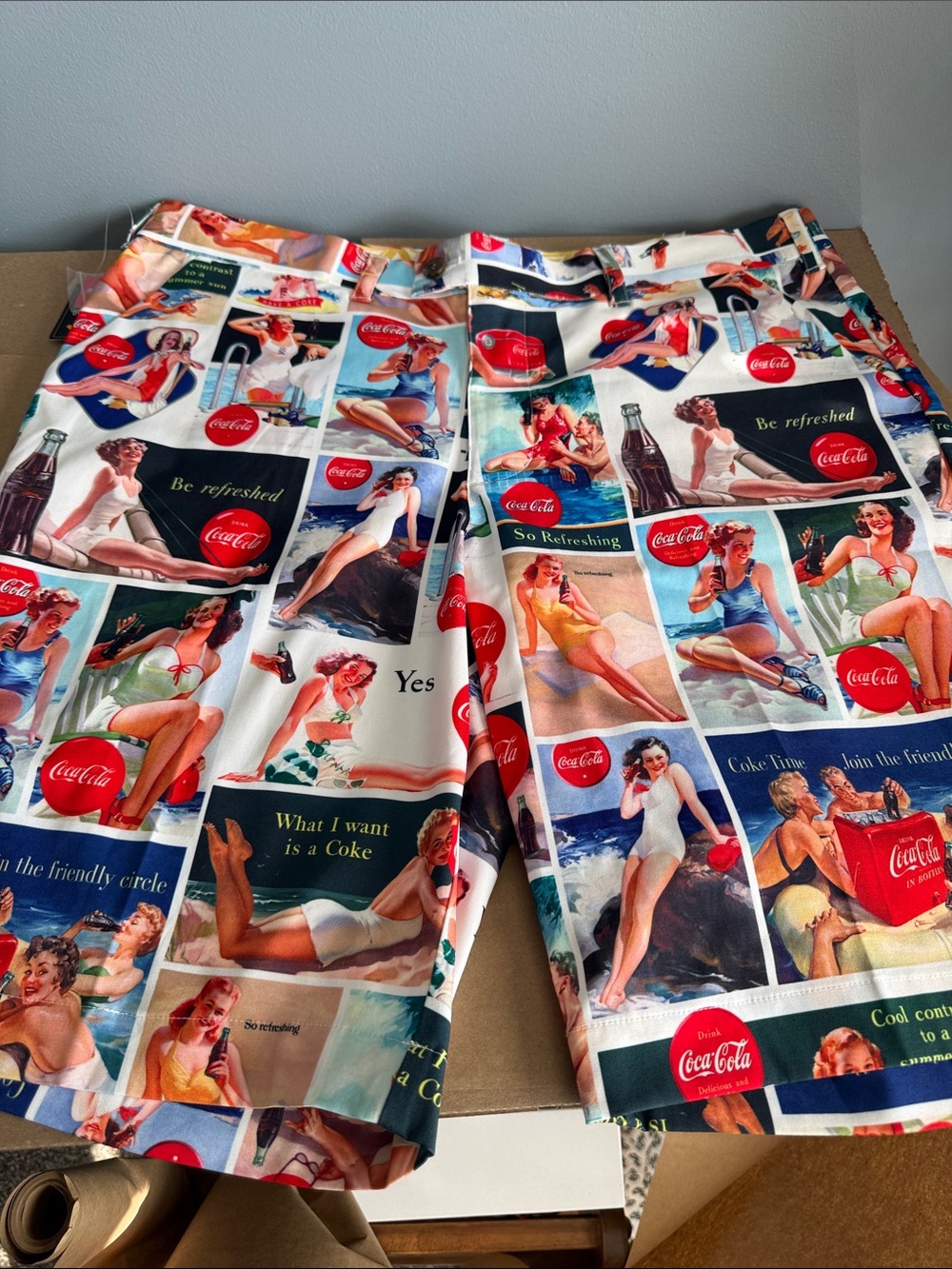 Coca Cola Men’s Golf Shorts by Loudmouth NWT Sz 38 Pin-Up Girl Novelty